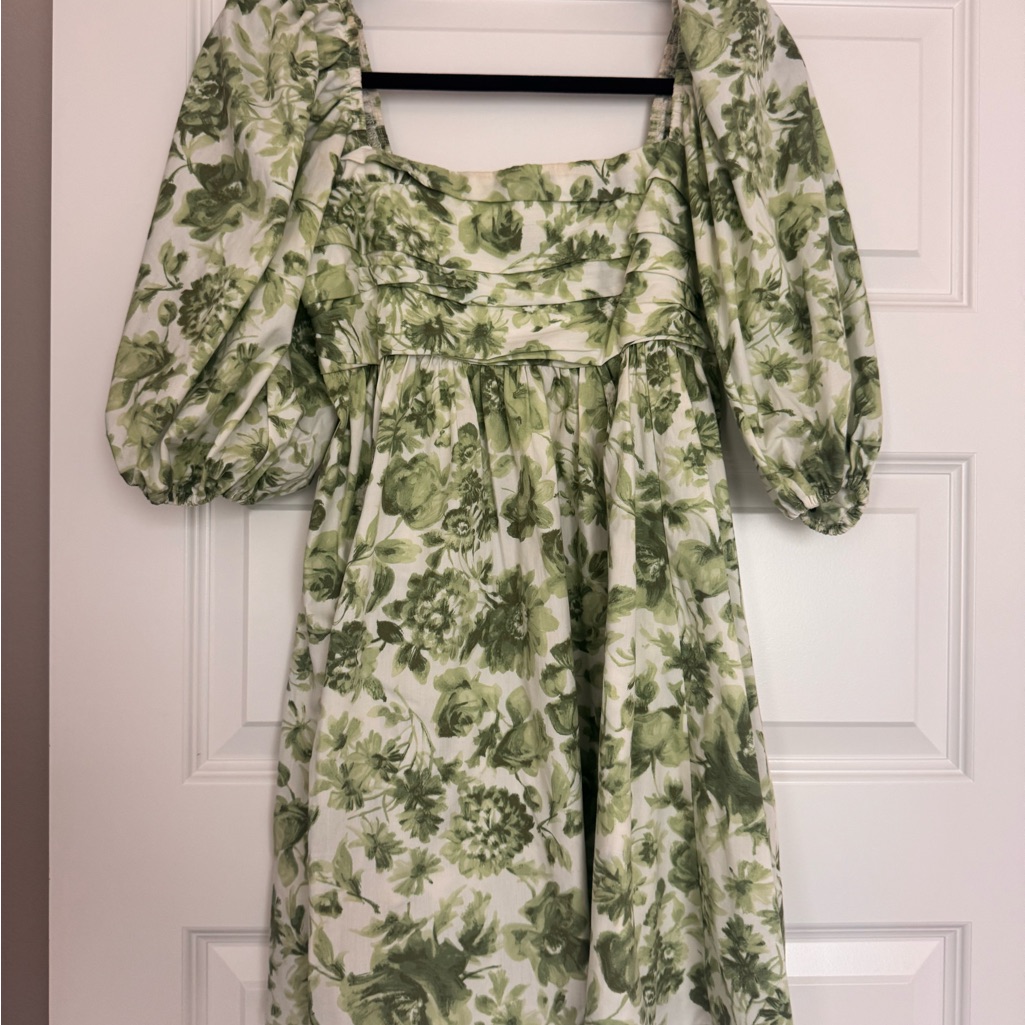 Abercrombie Emerson Mini Green Floral Puff Sleeve Dress